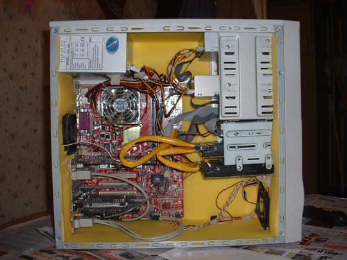 http://www.zebulon.fr/img/common/articles/insonoriserPC/vueinterieure.jpg