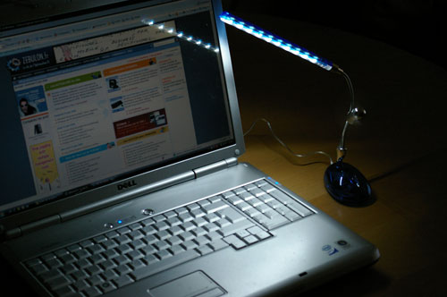Lampe ventilo sur bureau