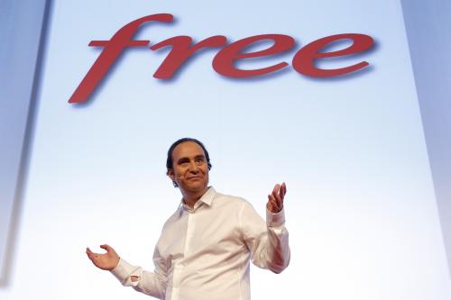 Free Mobile modifie grille-tarifaire op�rateur MVNO non-respect engagement