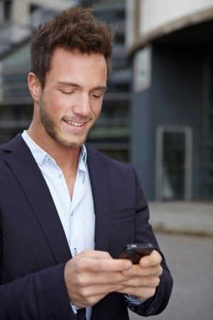 Le taux de pénétration du mobile en France a dépassé les 106% au début de l'année 2012.