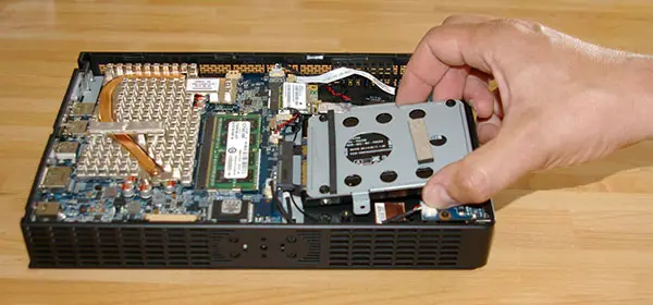 Installation du SSD dans le XS35V4