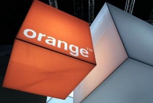1395343538_Photo-surveillance-Orange-DGSE-espionnage_300x