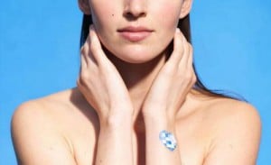 Photo-My-UV-Patch-Oreal-rayons-UV-coups-de-soleil-peaux-CES-2016_1452347854_300x