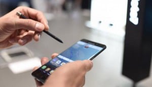 photo-Samsung-enquete-Galaxy-Note-7-confiance-client_1477681317_300x