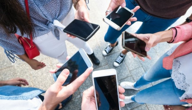 photo-ondes-smartphones-cancer_1517858892_600x