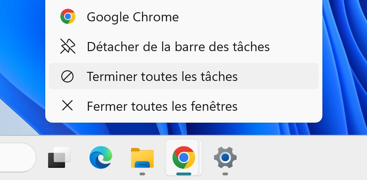 Menu clic droit de Windows 11 avec l'option Terminer la tâche sur la barre des tâches.